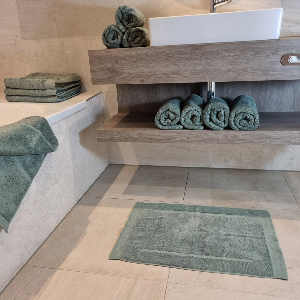 HOOMstyle Badmat Avenue - Douchemat - 800grs katoen