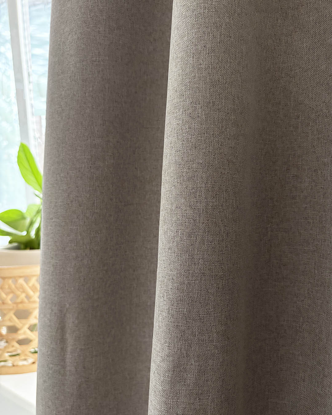 HOOMstyle Ready-Made Curtain Luna - 100% Blackout - Pleated header tape