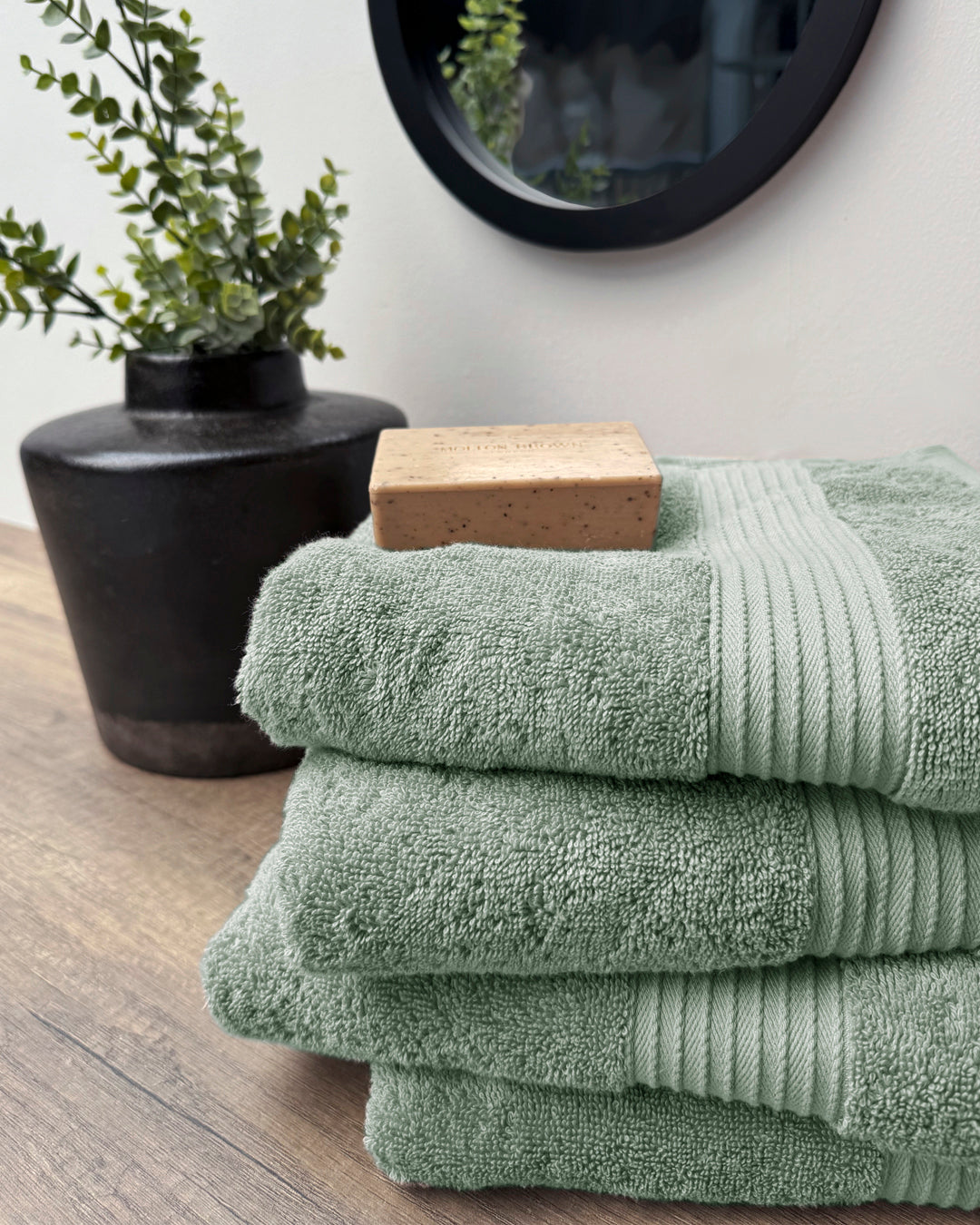 HOOMstyle Washcloths Elegance - 4 pieces - 100% Soft Cotton 650gr