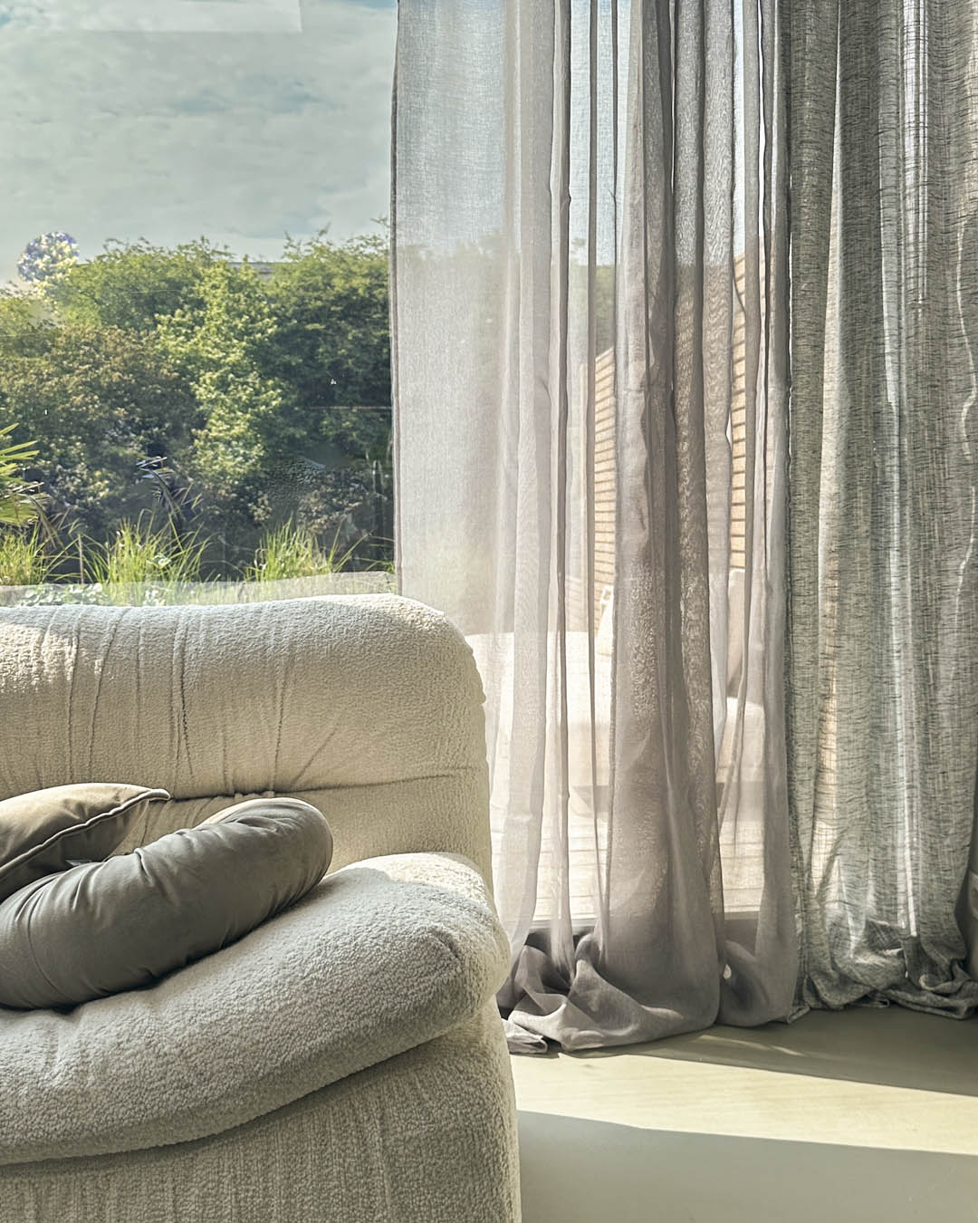 HOOMstyle Fertigvorhang - Ivy - Halbtransparent - Ösen