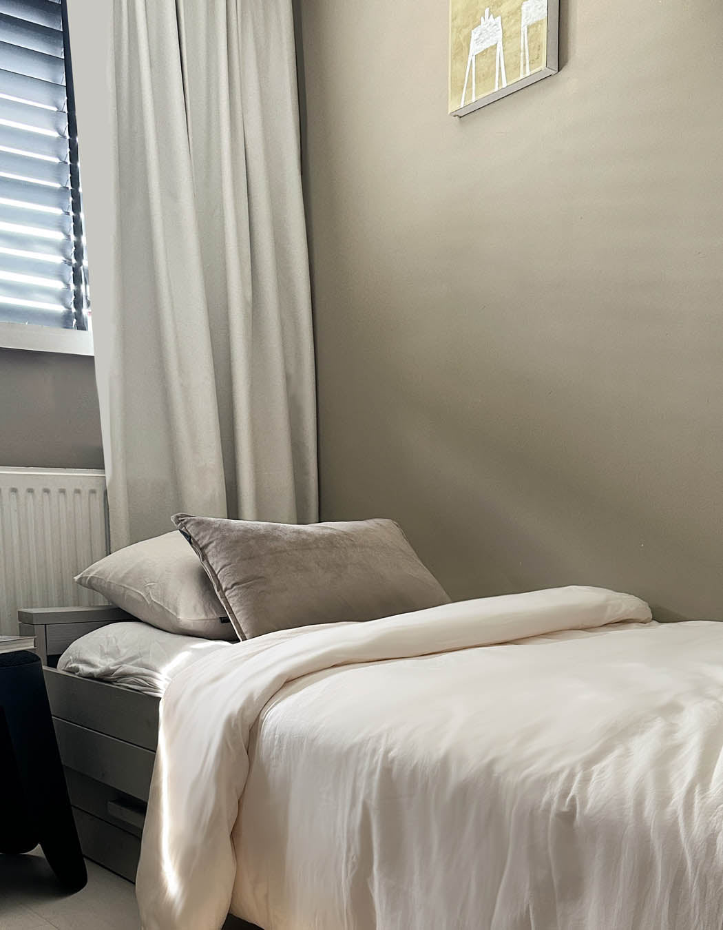 HOOMstyle Ready-Made Curtain Moon - 100% Blackout - Pleated header tape