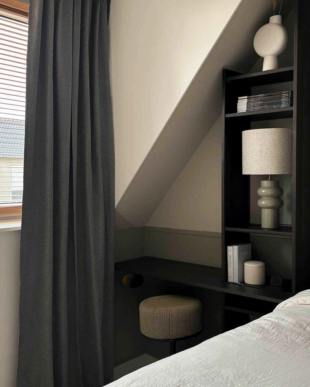 HOOMstyle Kant en Klaar gordijn Luna - 100% Verduisterend - Met Ringen