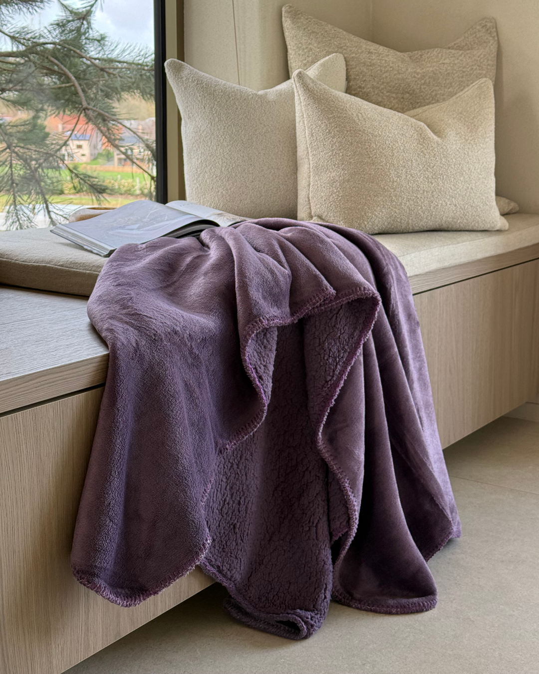 HOOMstyle Plaid Lotus - Fleece Blanket - Teddy