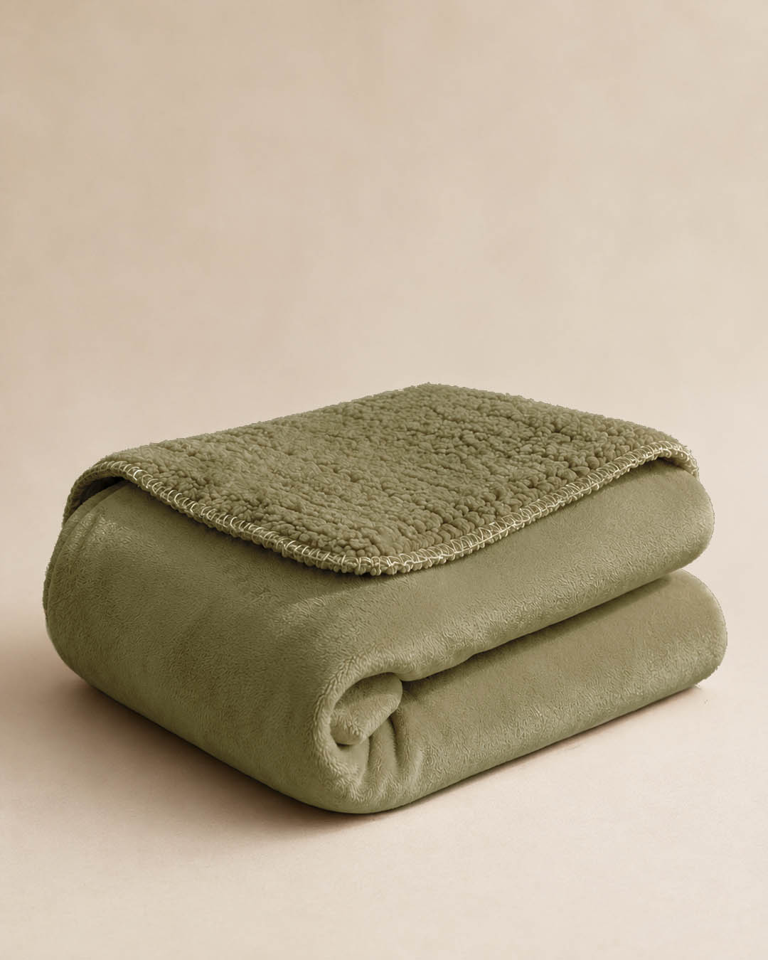 HOOMstyle Plaid Lotus - Fleece Blanket - Teddy